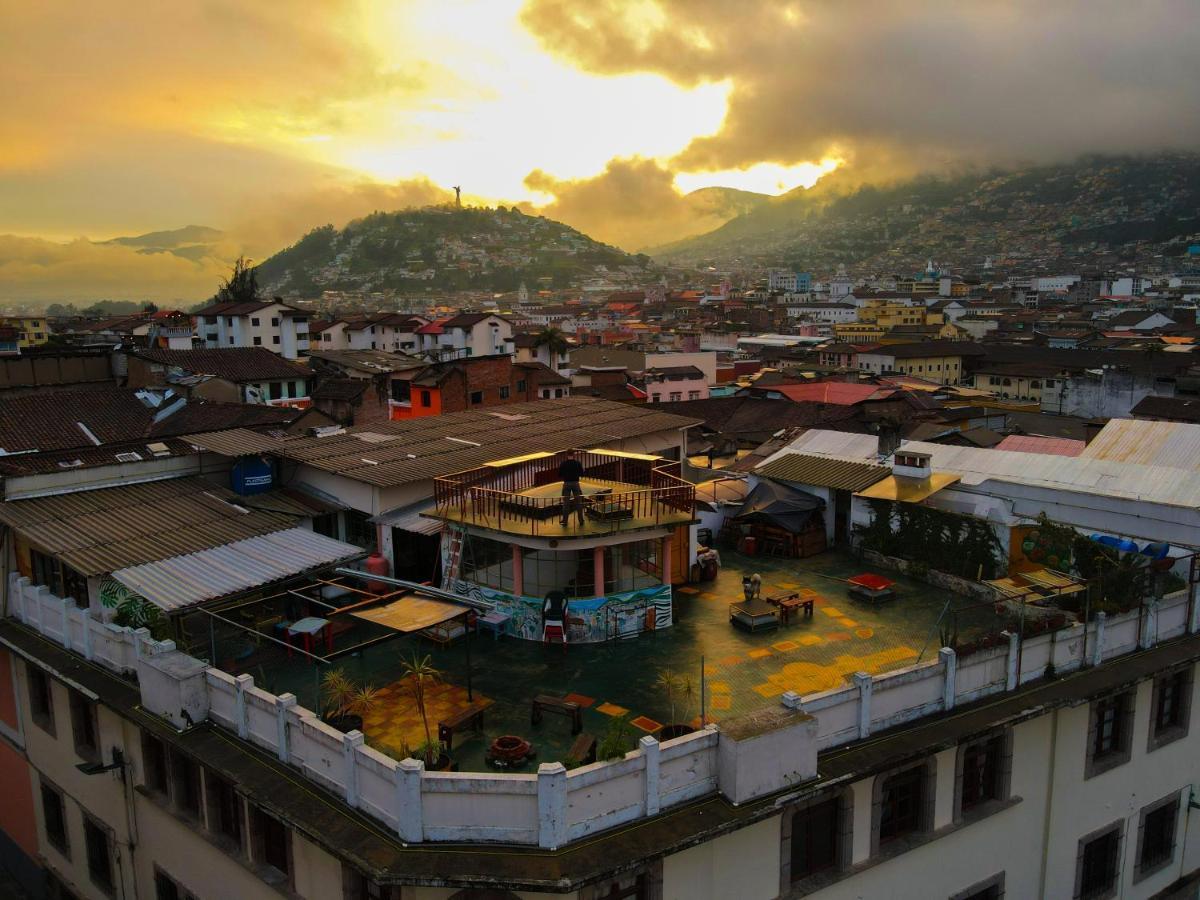 Vibes Aurik Hotel Quito Buitenkant foto