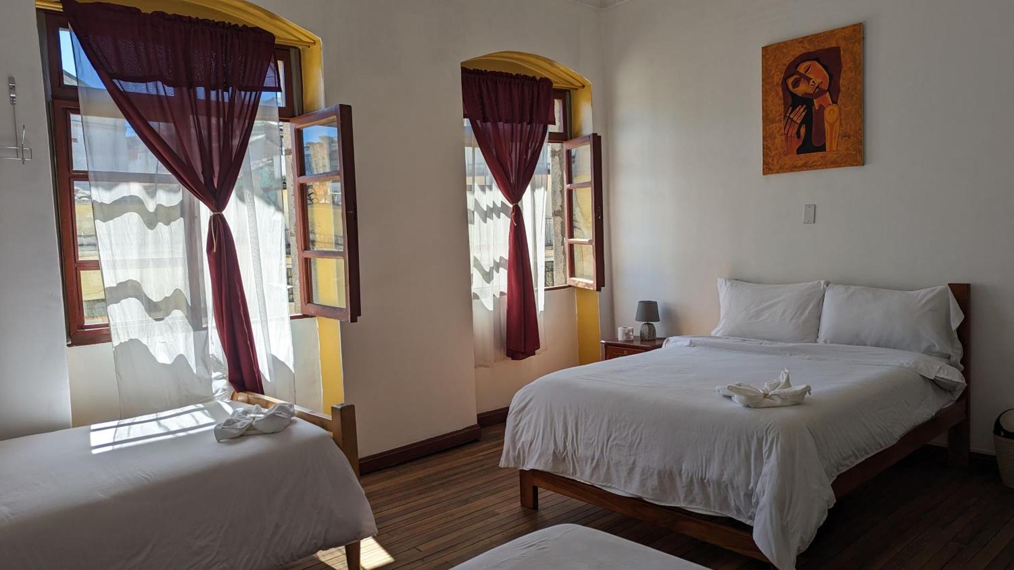 Vibes Aurik Hotel Quito Kamer foto